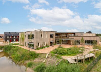 Biofilische School De Verwondering in Almere - schoolgebouw
